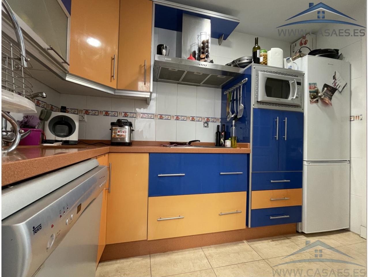 For rent of flat in Roquetas de Mar
