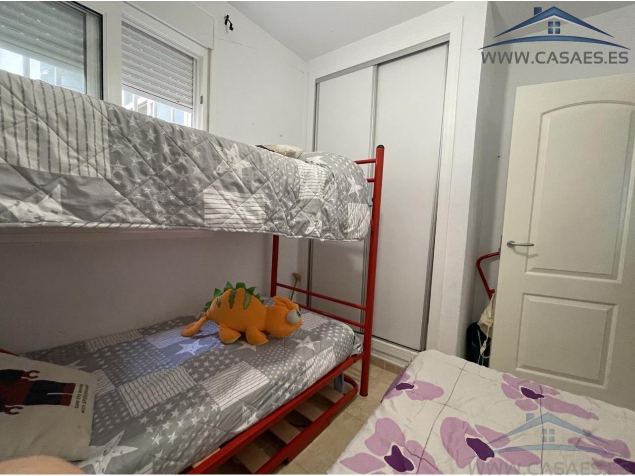 For rent of flat in Roquetas de Mar