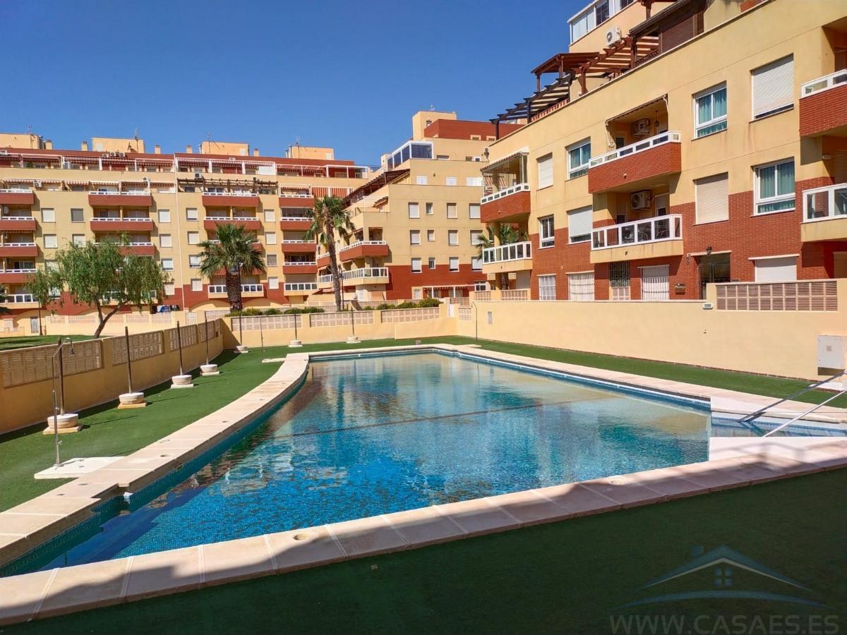 For rent of flat in Roquetas de Mar