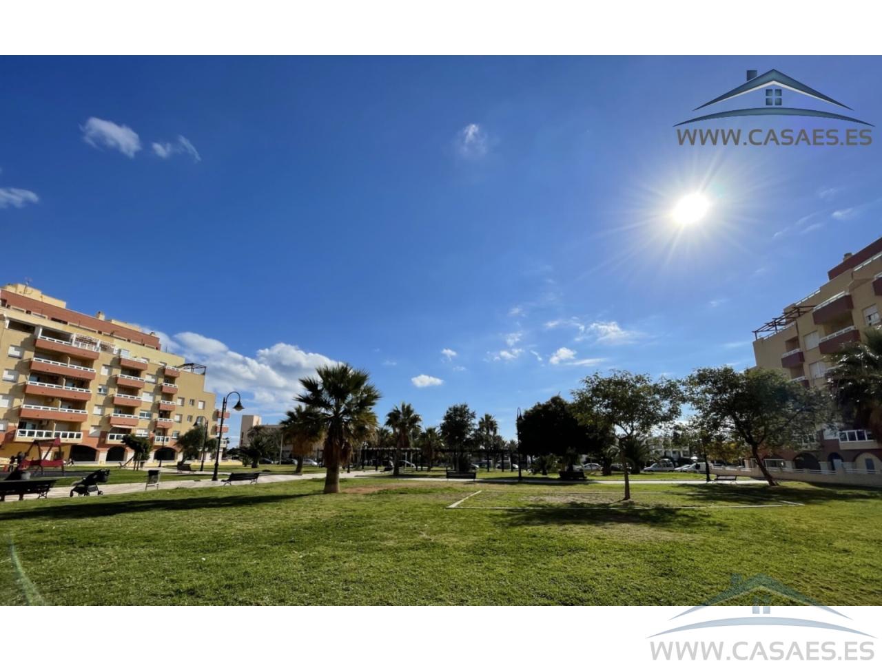 For rent of flat in Roquetas de Mar