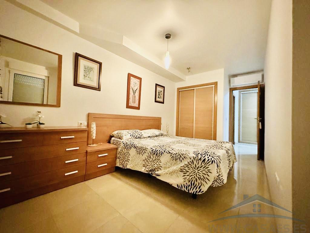 For rent of flat in Roquetas de Mar
