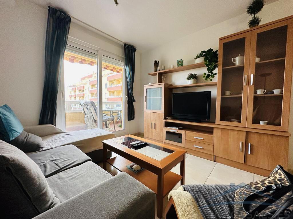 For rent of flat in Roquetas de Mar