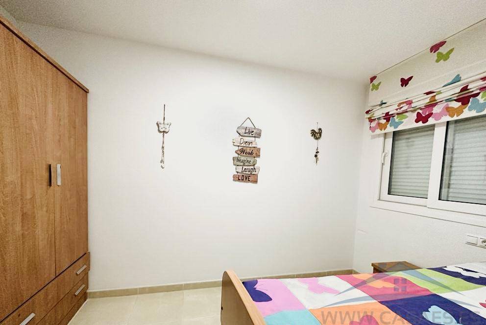 For rent of flat in Roquetas de Mar