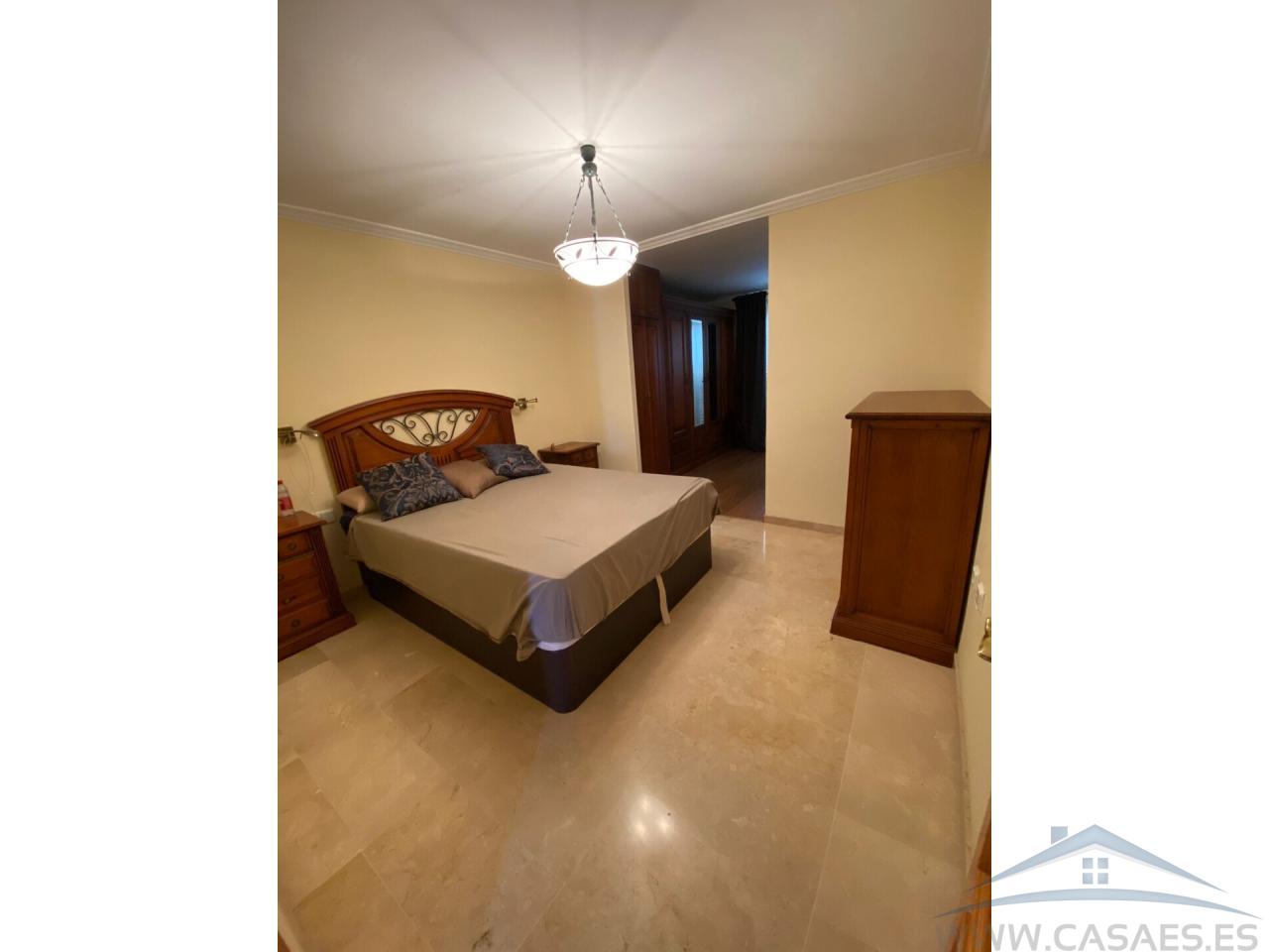 Zu verkaufen von haus in
 Roquetas de Mar