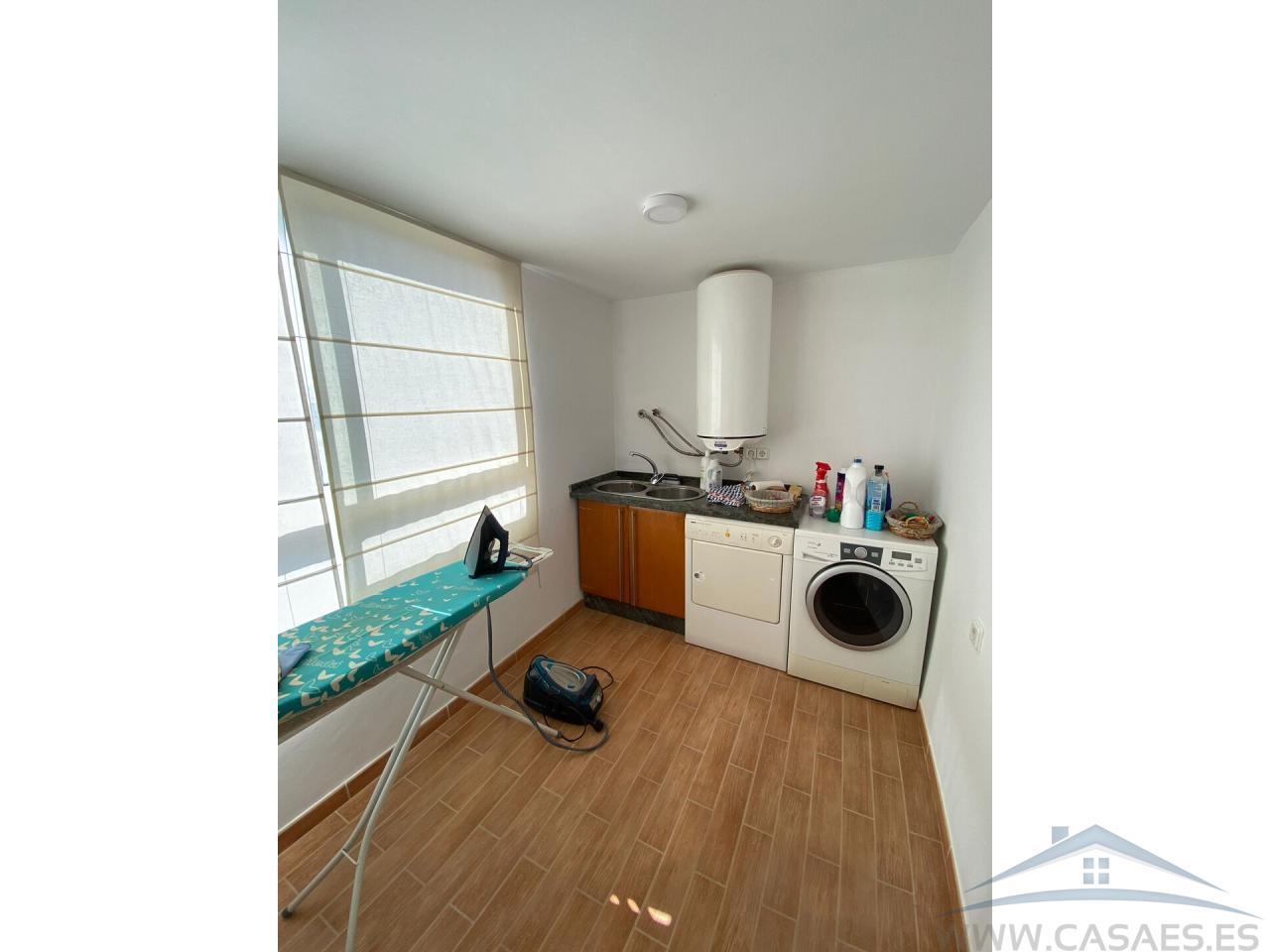 Zu verkaufen von haus in
 Roquetas de Mar