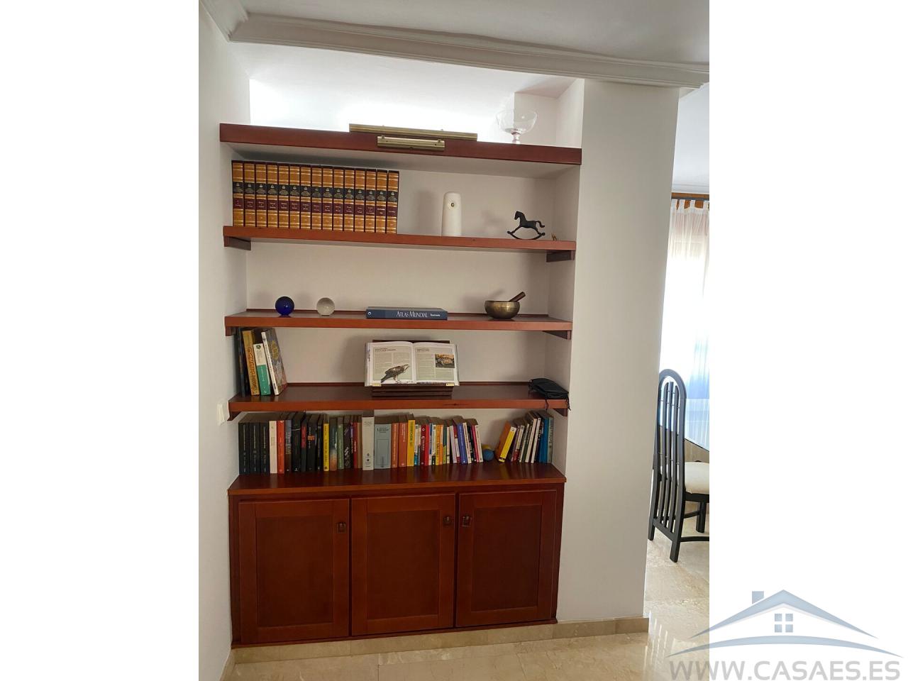 Zu verkaufen von haus in
 Roquetas de Mar