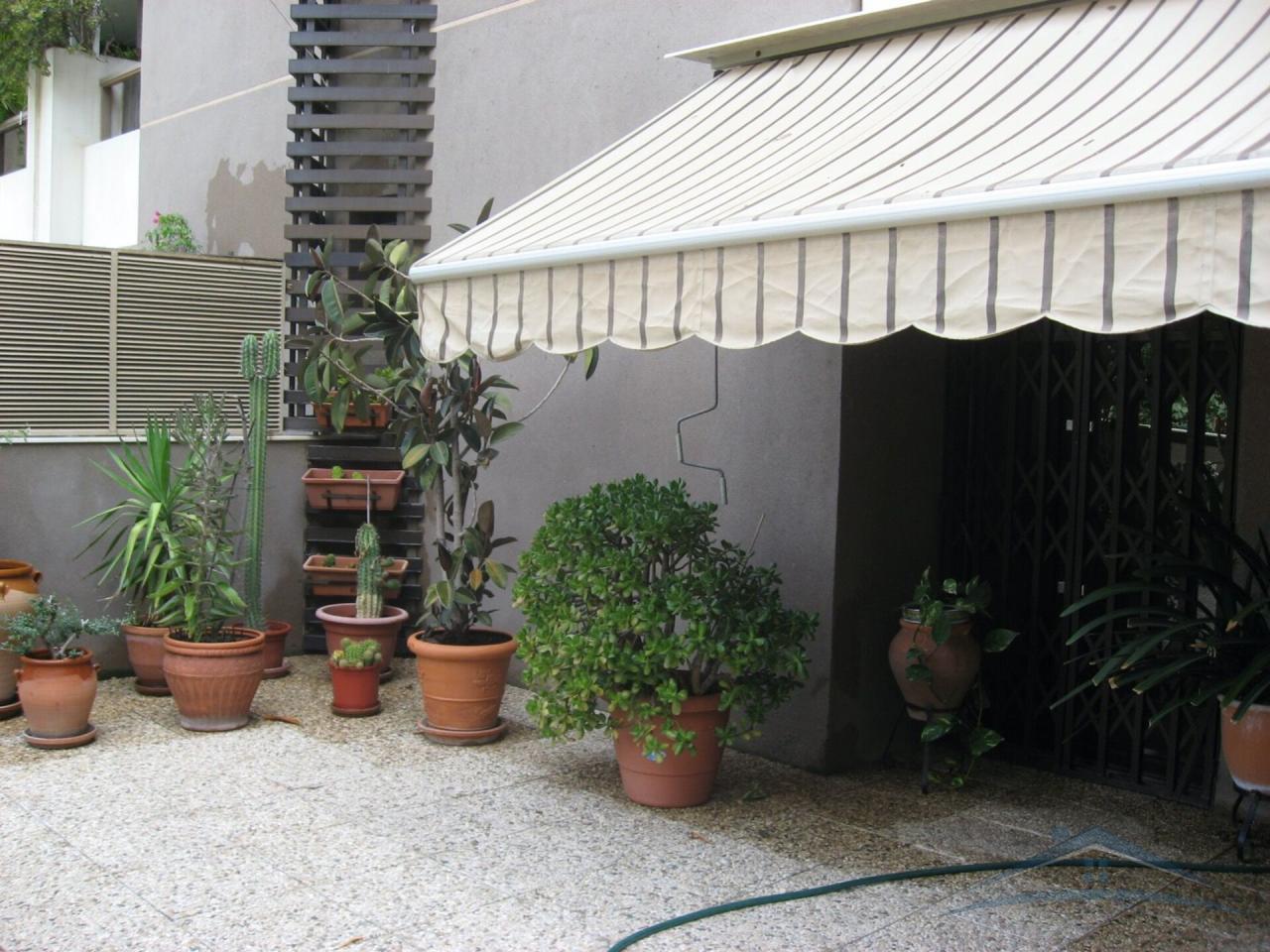 For sale of flat in Almería