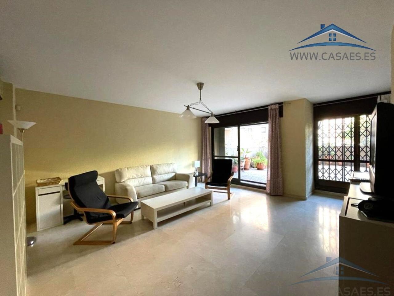 For sale of flat in Almería
