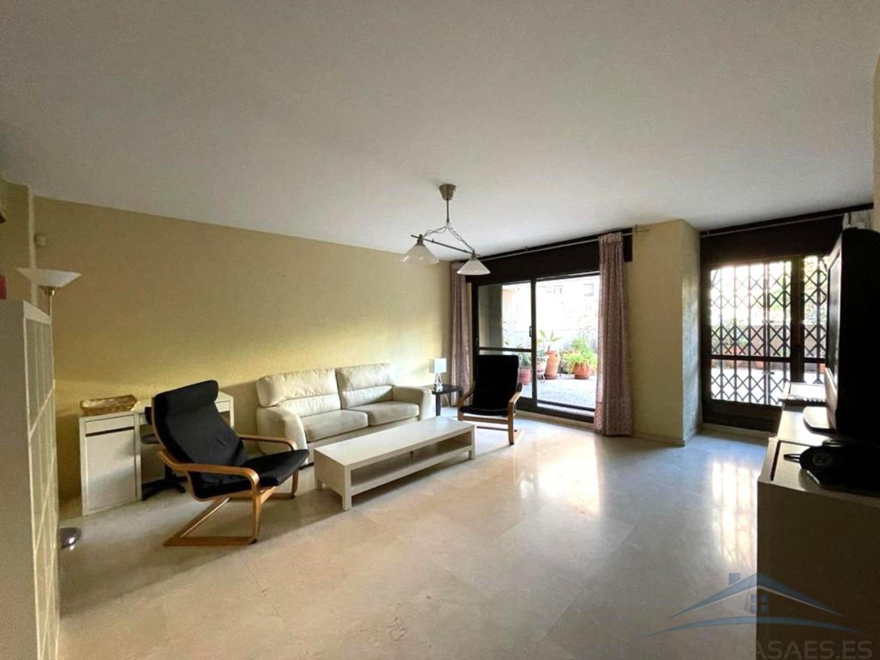 For sale of flat in Almería