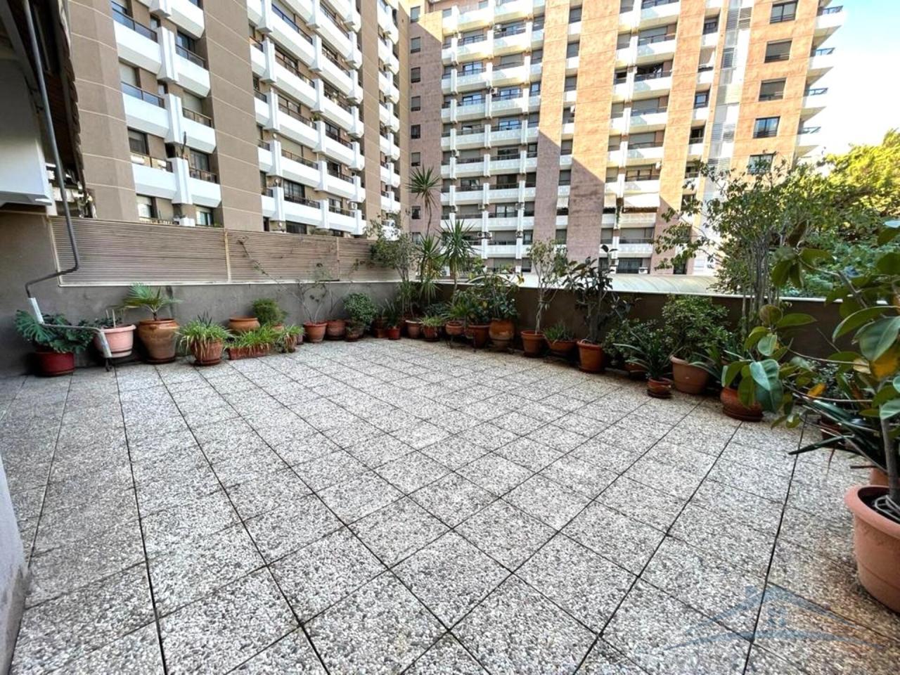 For sale of flat in Almería