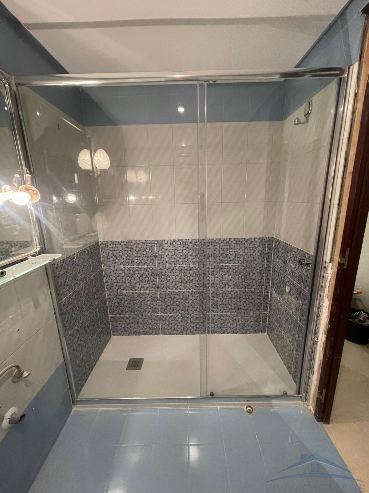 For sale of flat in Almería