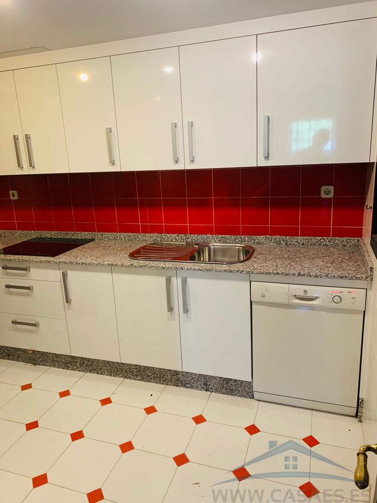 For sale of flat in Almería