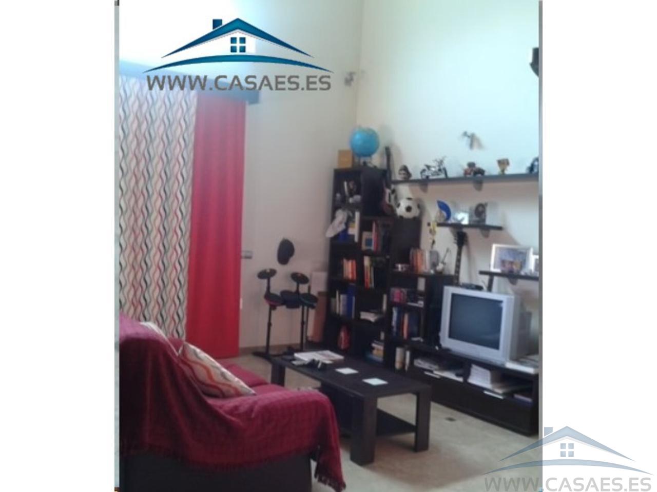 For sale of house in Roquetas de Mar