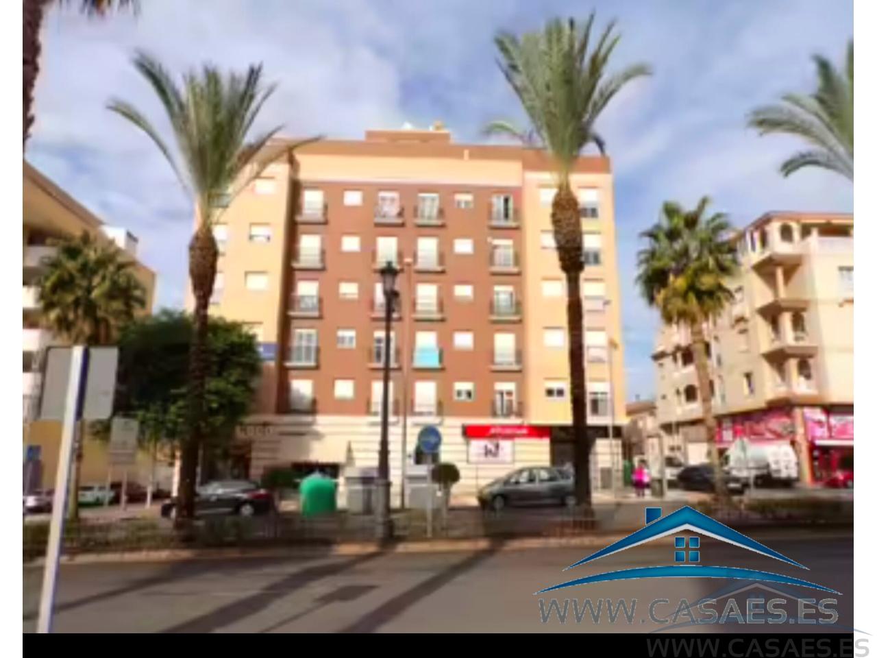 For sale of flat in Roquetas de Mar
