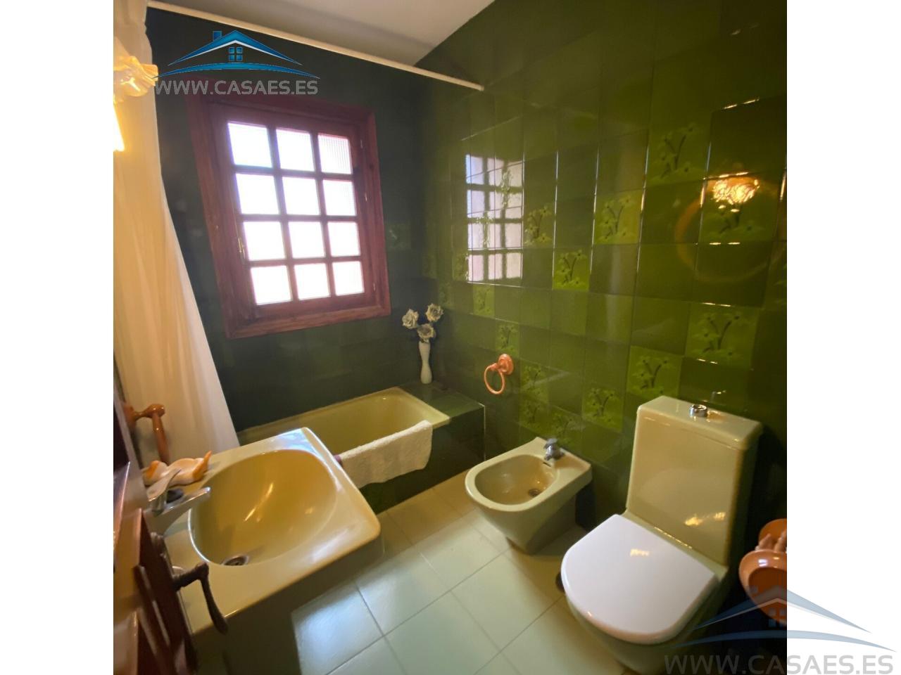 For sale of chalet in Almería