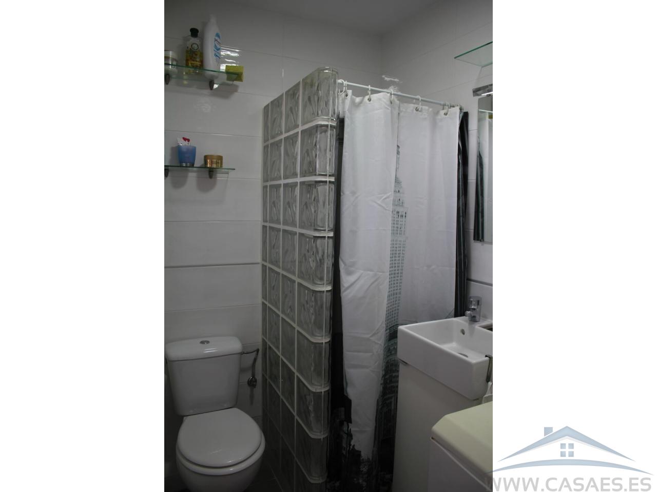 For rent of flat in Aguadulce