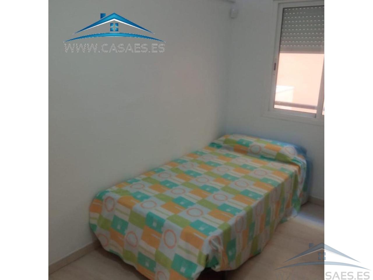 For sale of flat in Roquetas de Mar