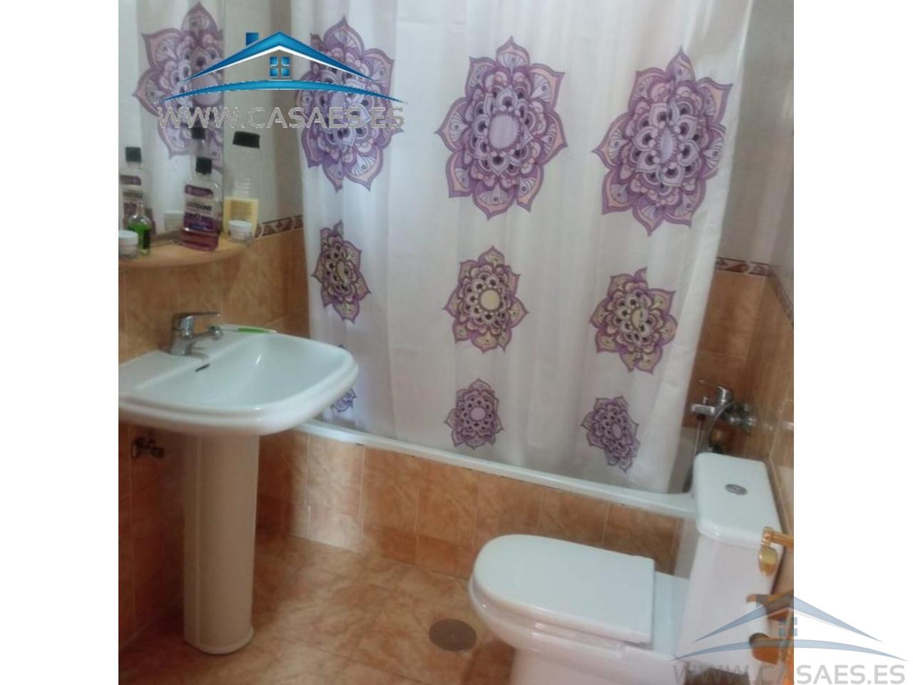 For sale of flat in Roquetas de Mar