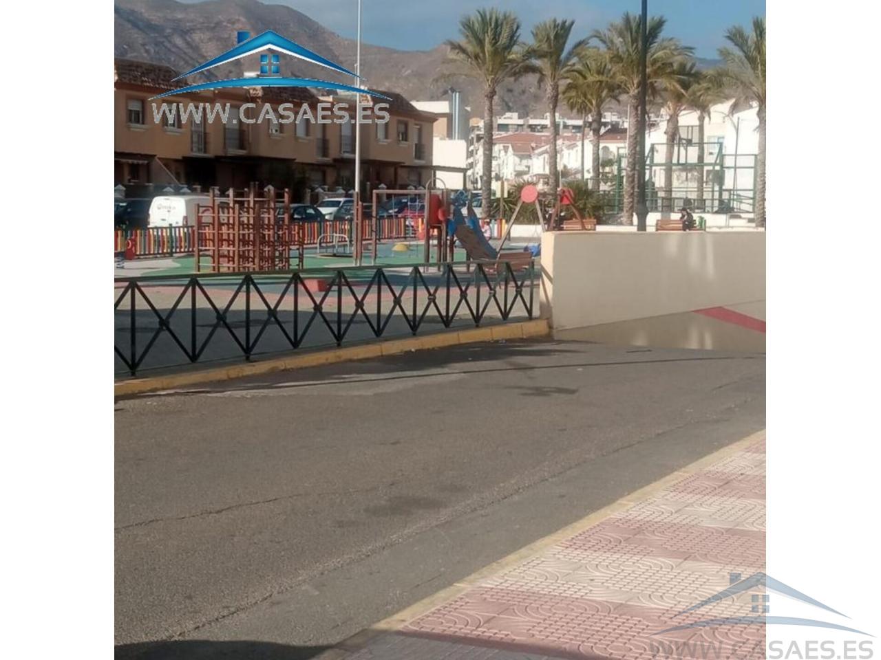 For sale of flat in Roquetas de Mar