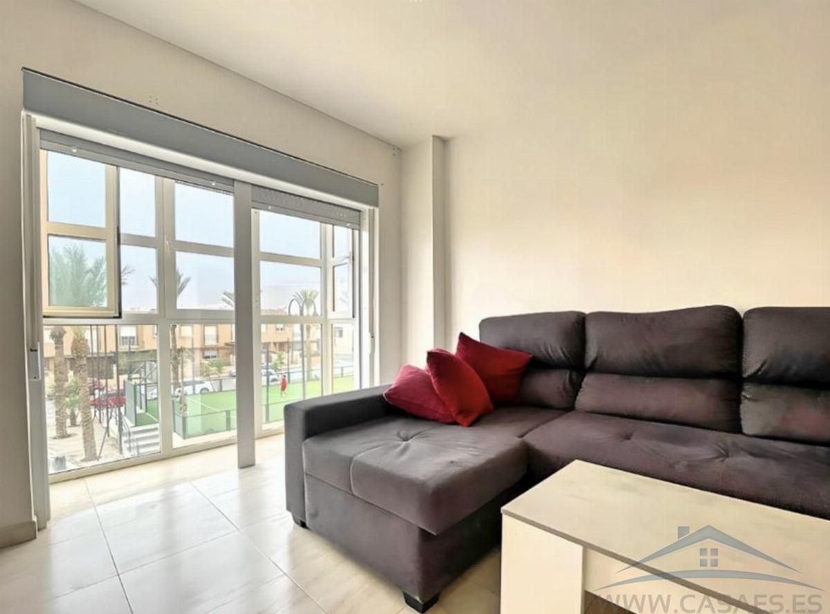 For sale of flat in Roquetas de Mar