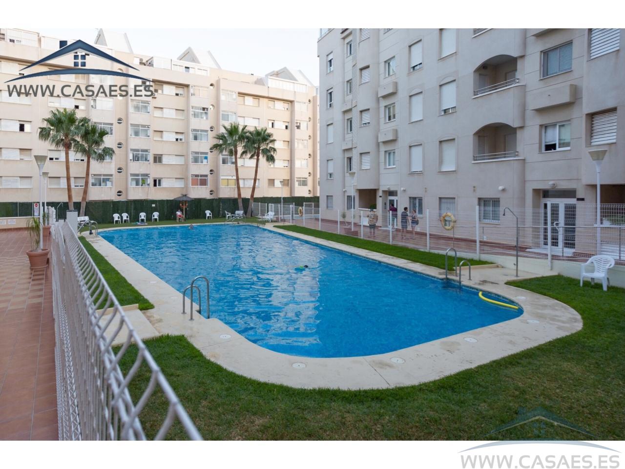 For rent of flat in Roquetas de Mar