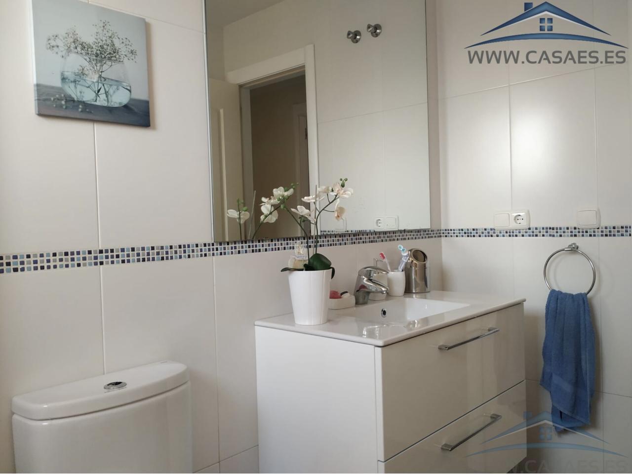 For rent of flat in Roquetas de Mar