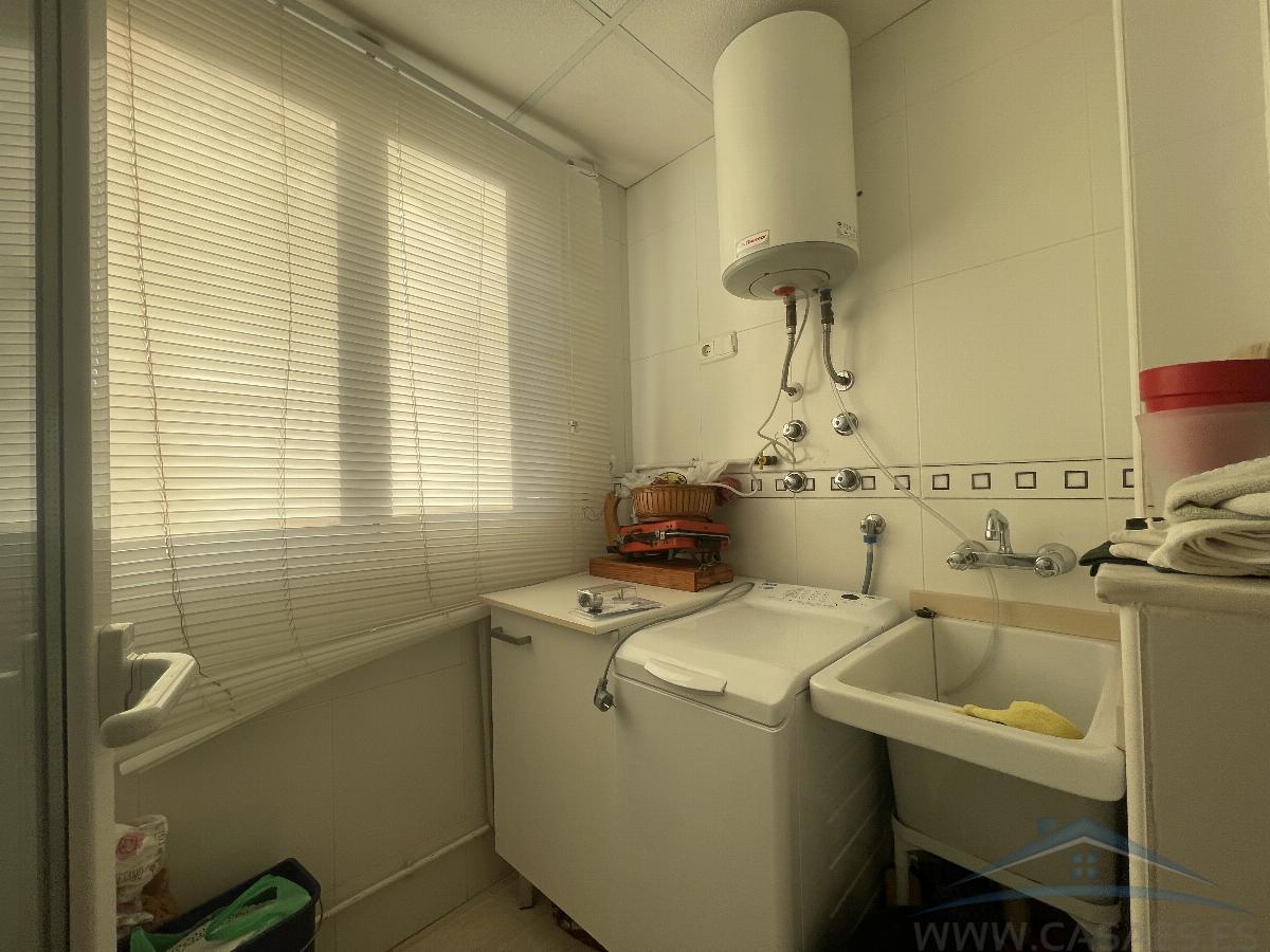 For rent of flat in Roquetas de Mar