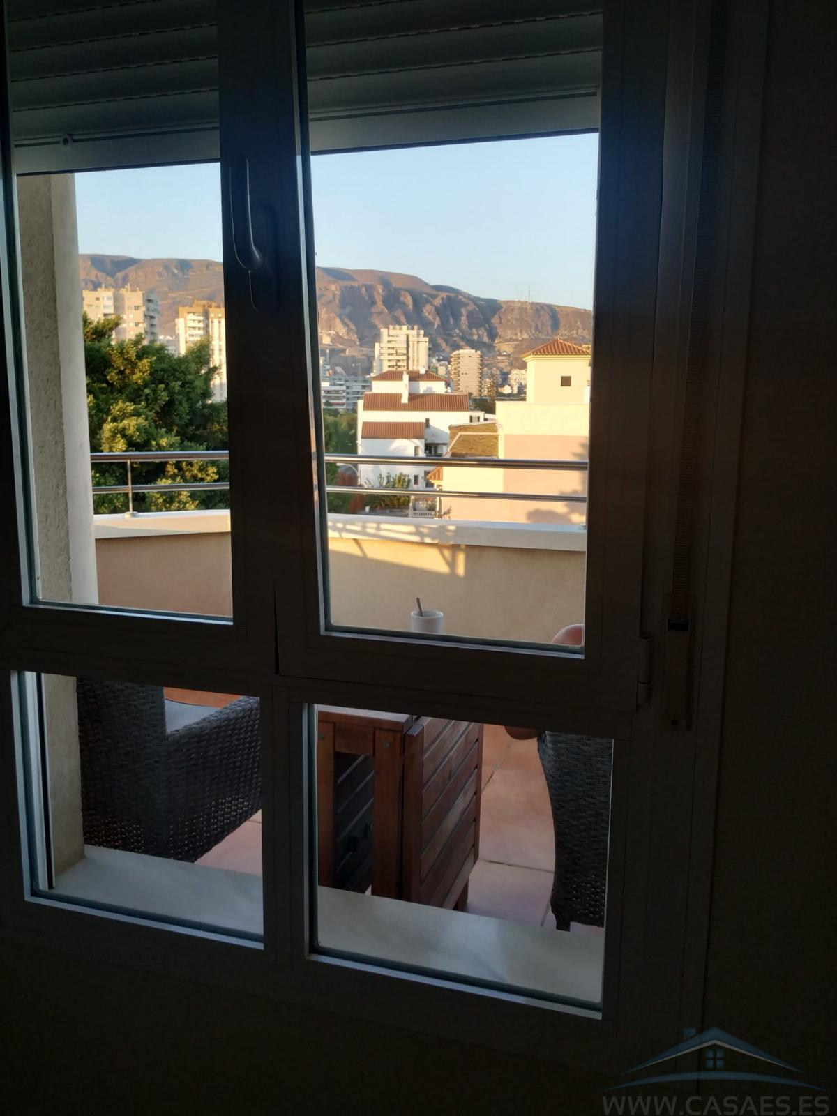 For rent of flat in Roquetas de Mar