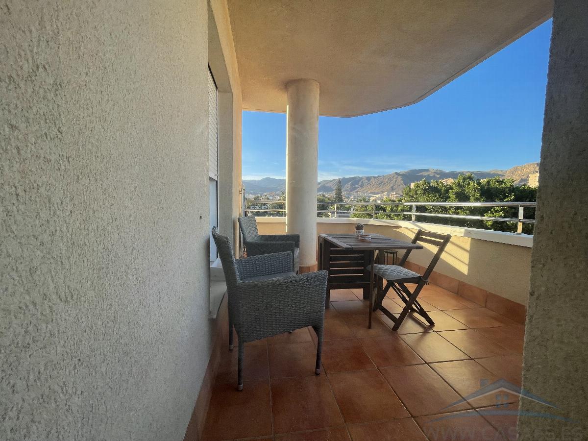For rent of flat in Roquetas de Mar