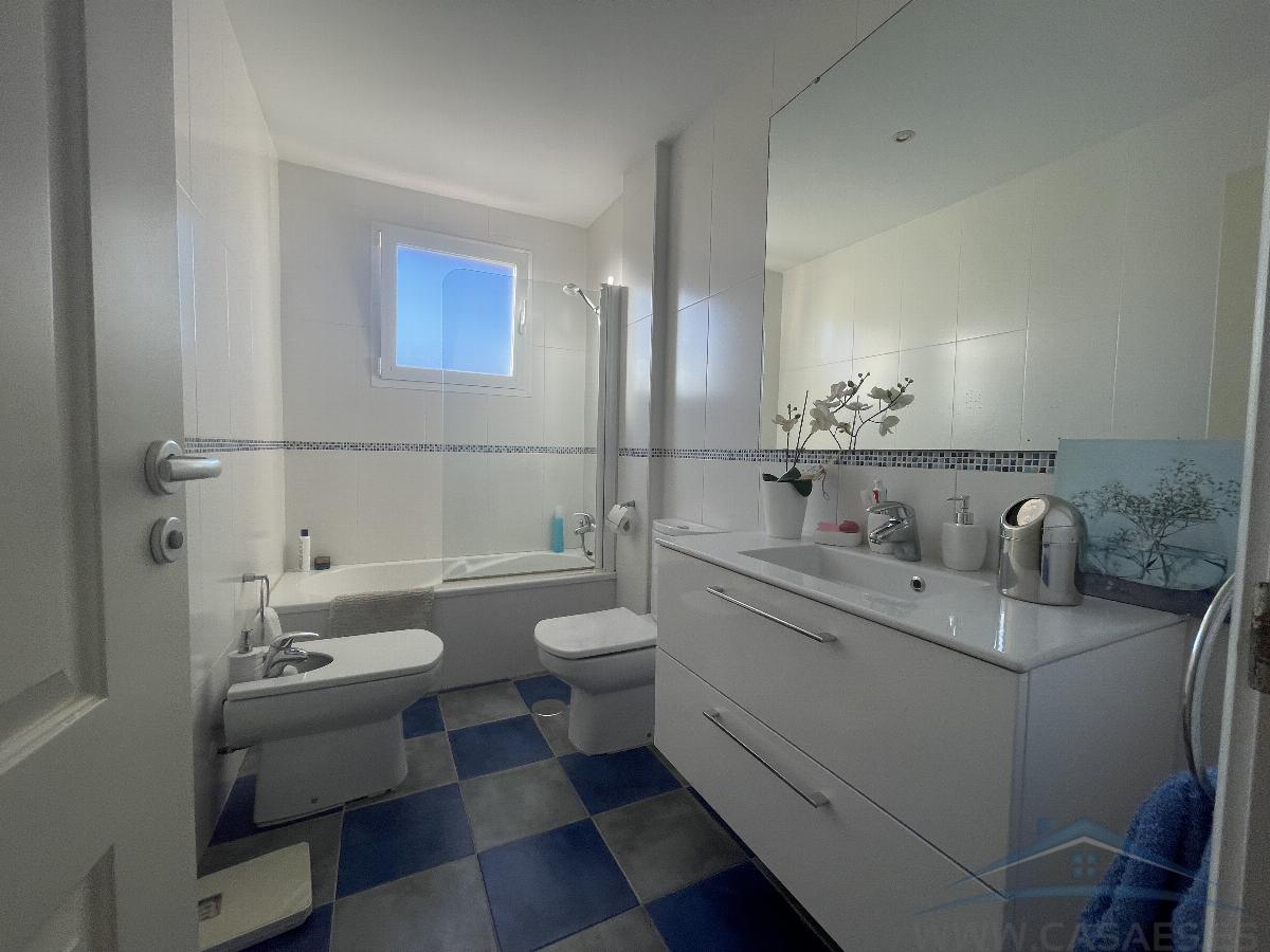 For rent of flat in Roquetas de Mar