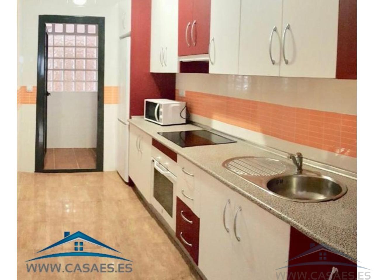 Alquiler de piso en Roquetas de Mar