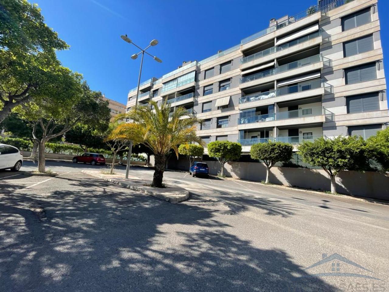 For rent of flat in Roquetas de Mar