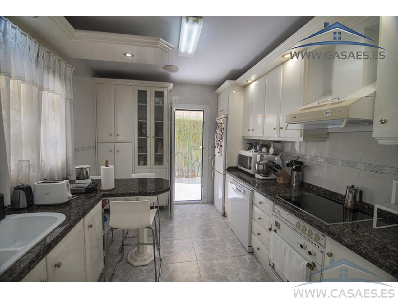 Venta de casa en Roquetas de Mar