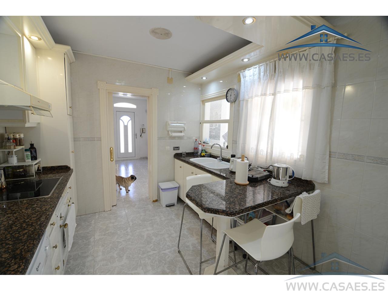 Venta de casa en Roquetas de Mar