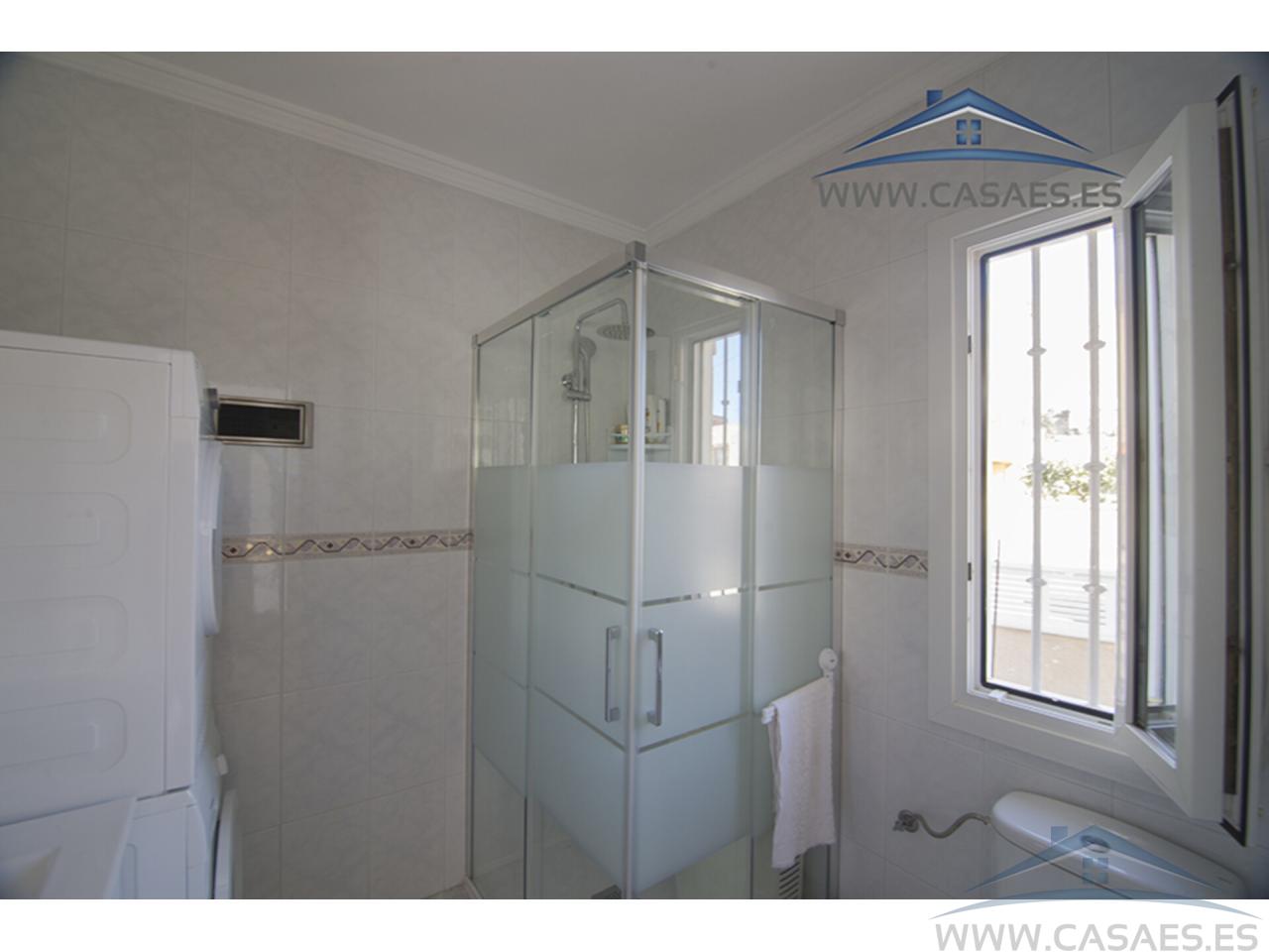 Venta de casa en Roquetas de Mar