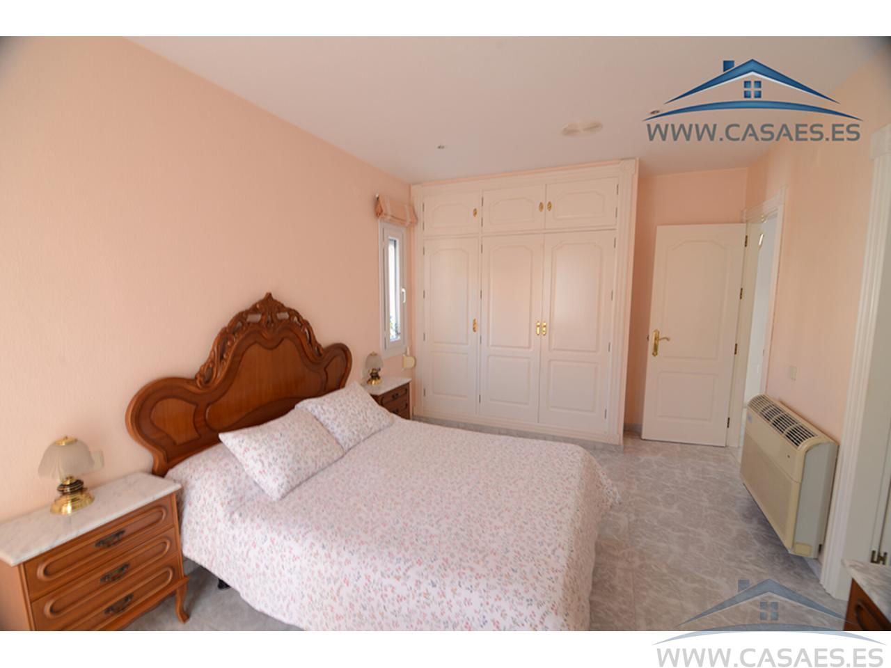 Venta de casa en Roquetas de Mar