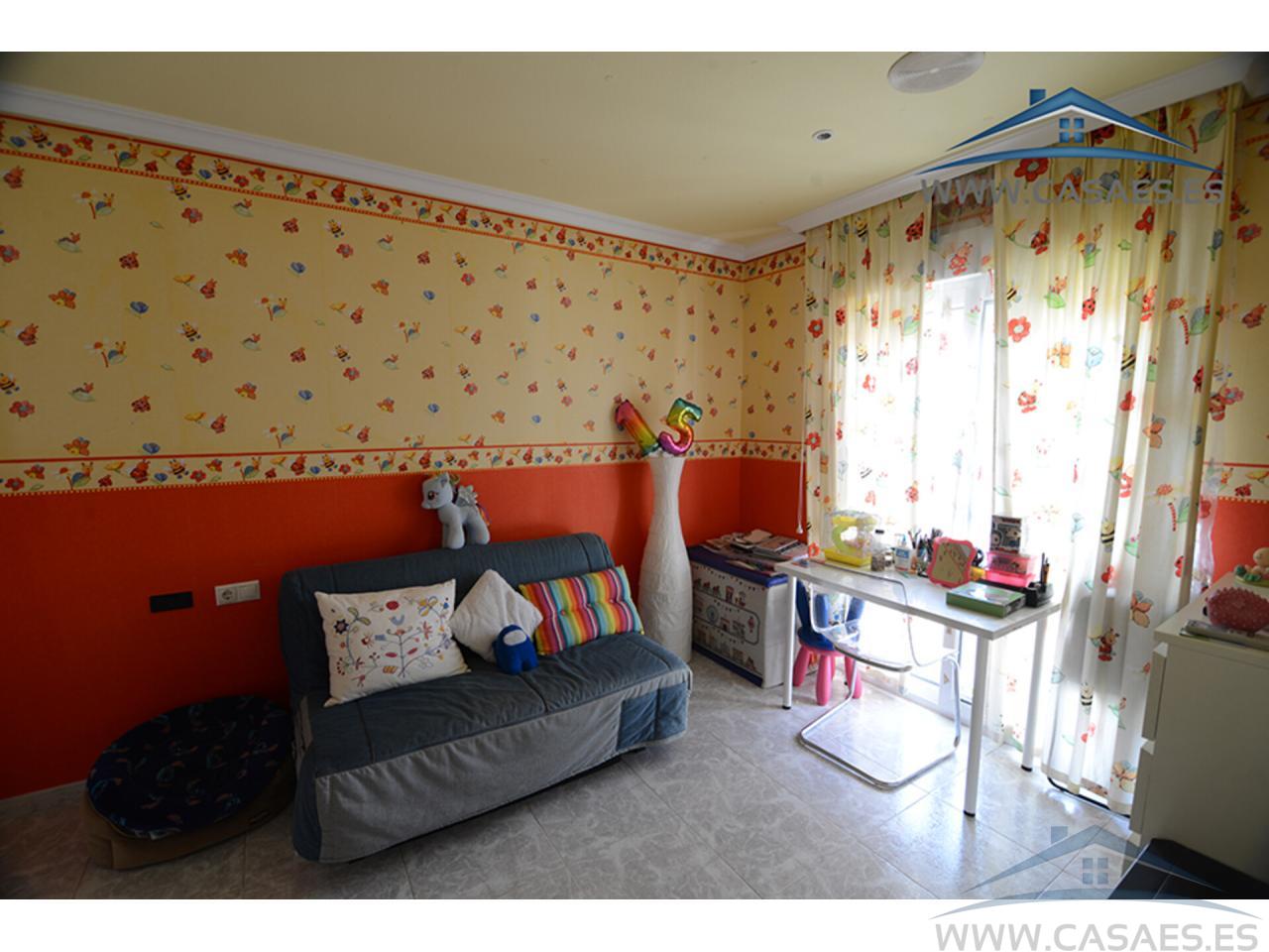 Venta de casa en Roquetas de Mar