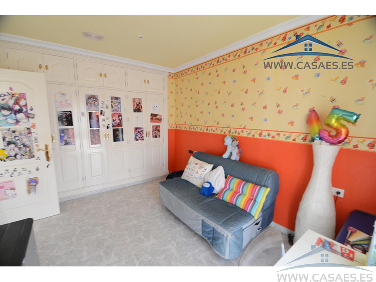 Venta de casa en Roquetas de Mar