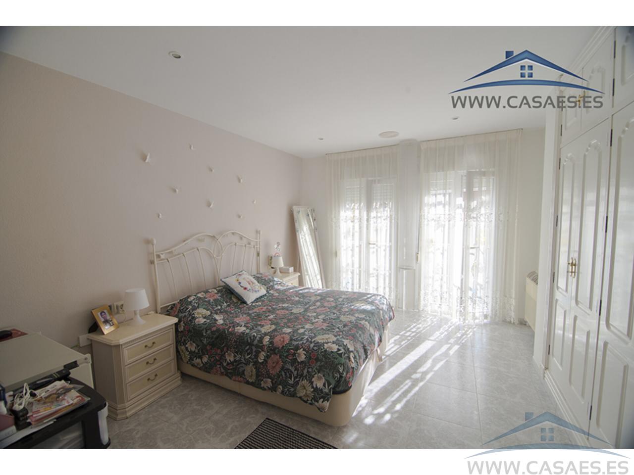 Venta de casa en Roquetas de Mar
