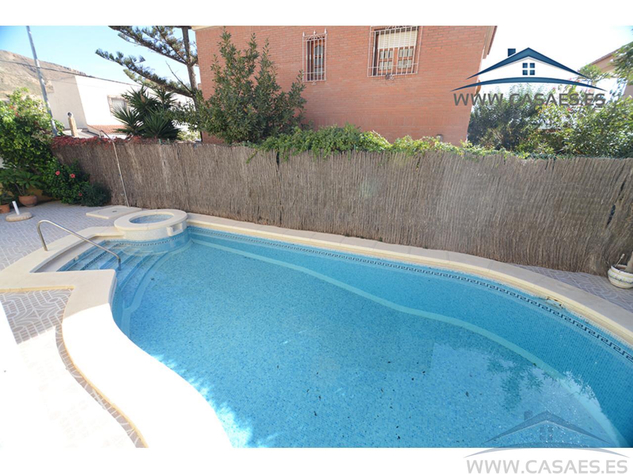 Venta de casa en Roquetas de Mar