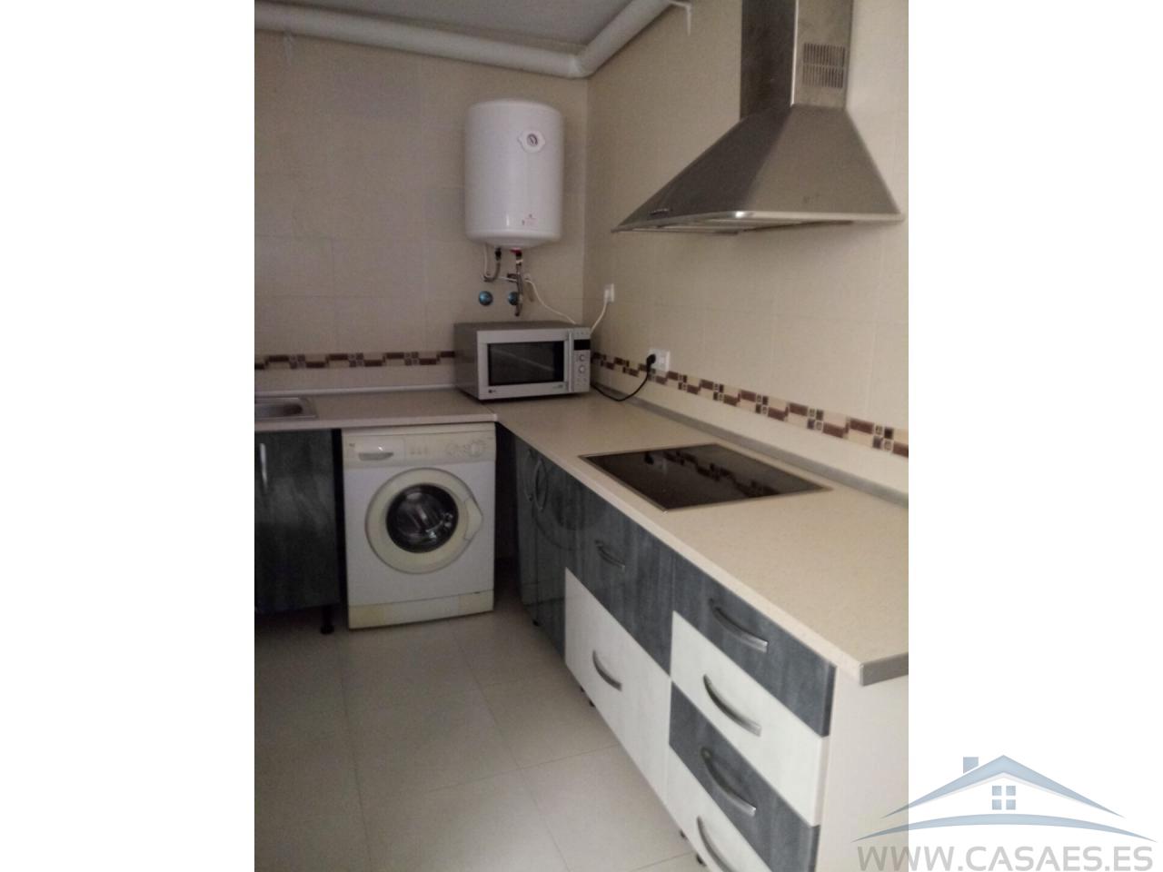 For sale of flat in Roquetas de Mar