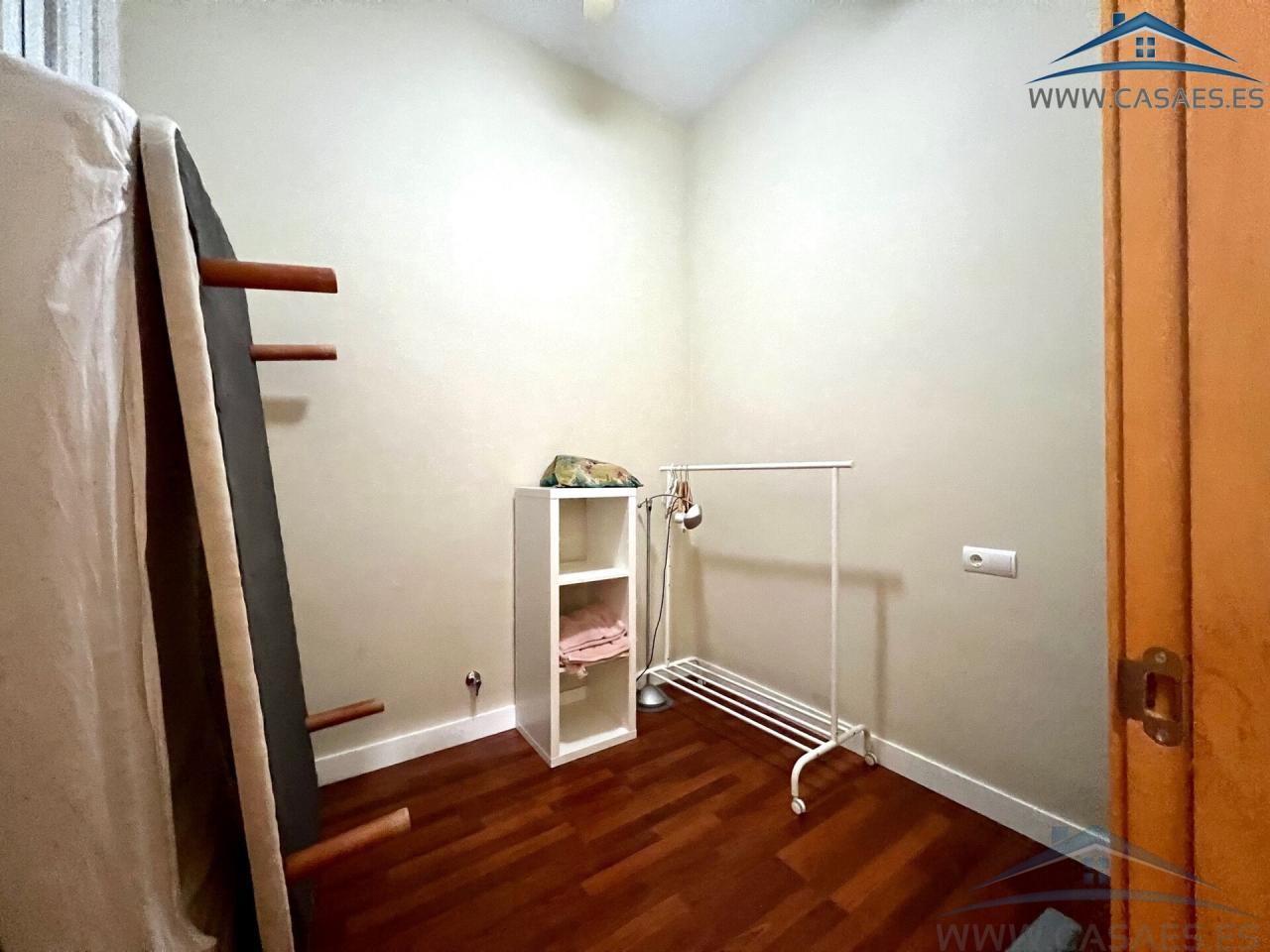 For rent of flat in Almería