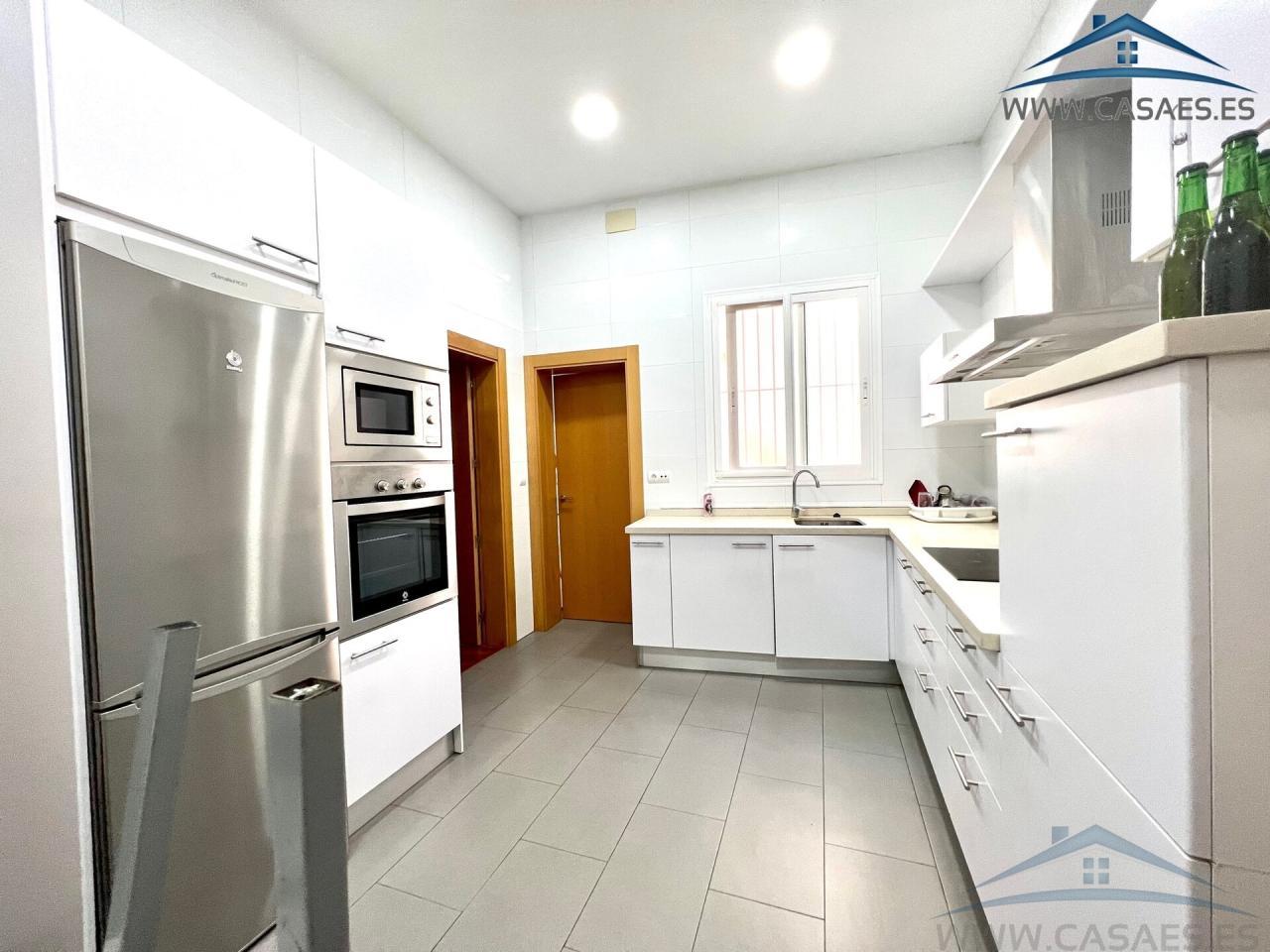For rent of flat in Almería