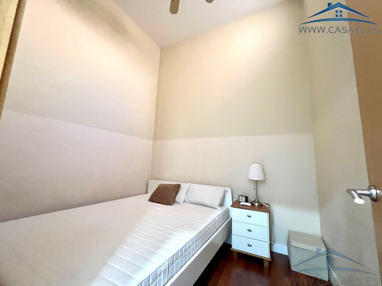 For rent of flat in Almería