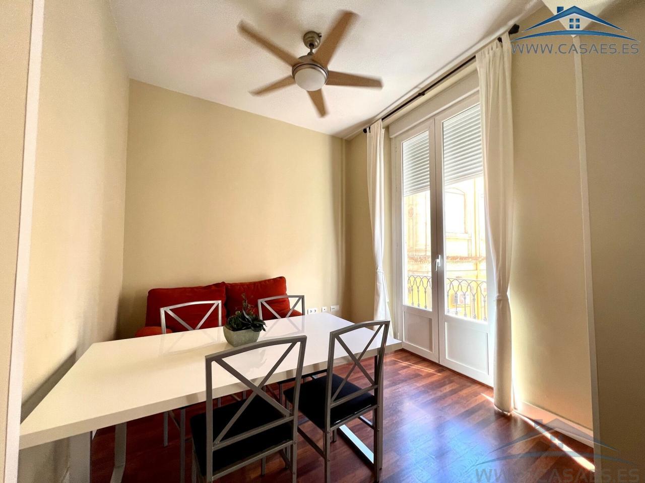 For rent of flat in Almería