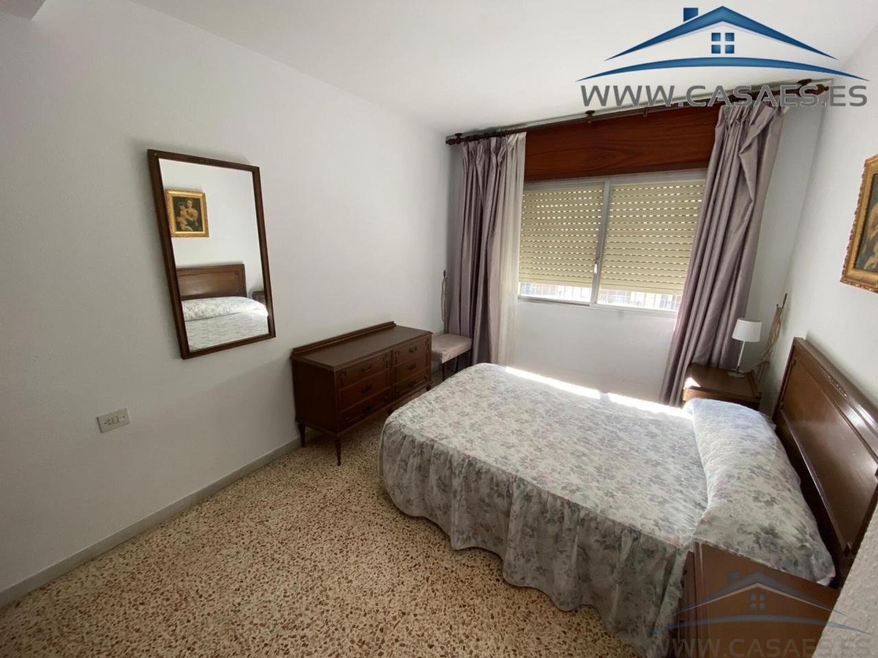 For rent of flat in Almería