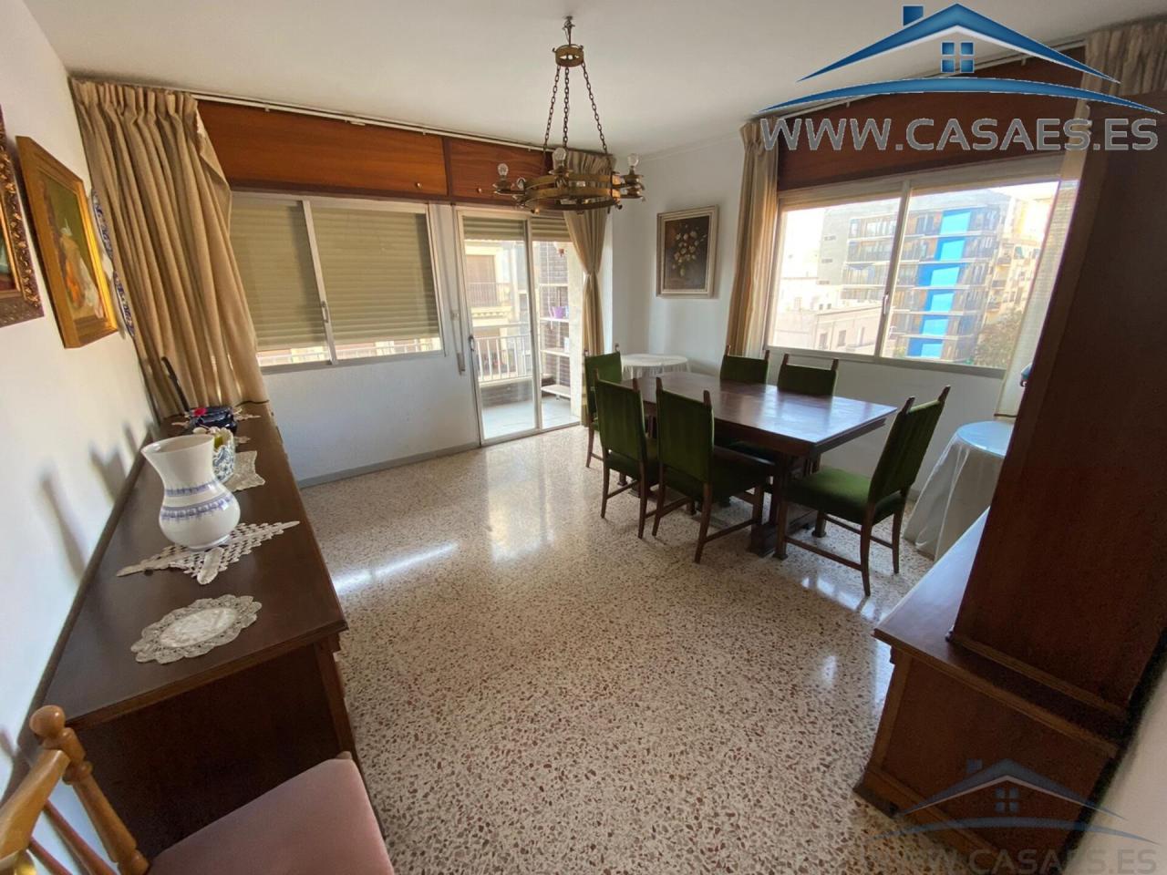 For rent of flat in Almería