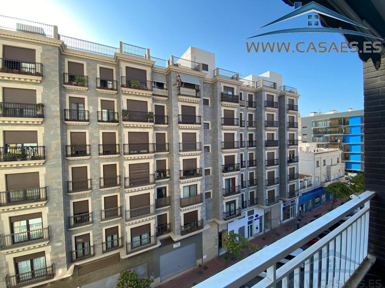 For rent of flat in Almería