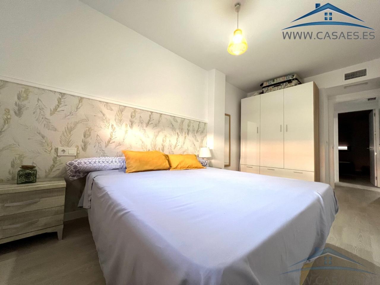 For rent of flat in Roquetas de Mar