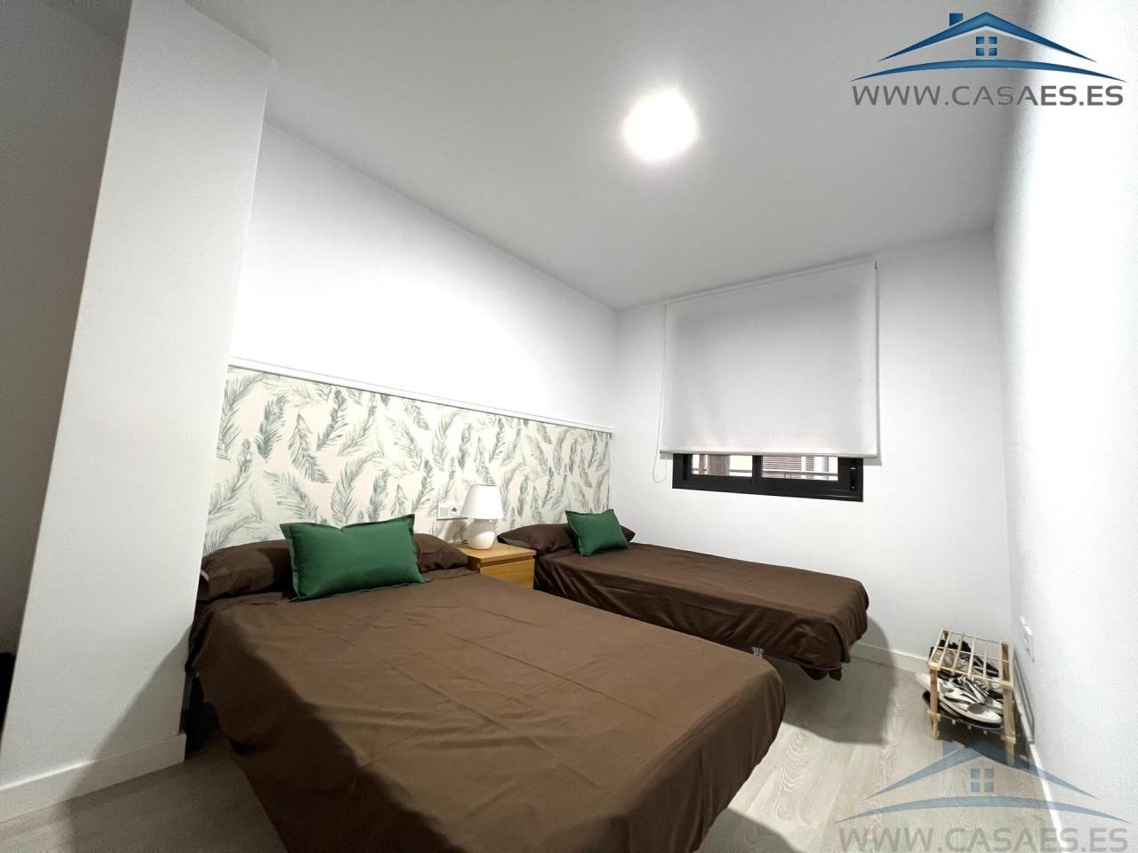 For rent of flat in Roquetas de Mar